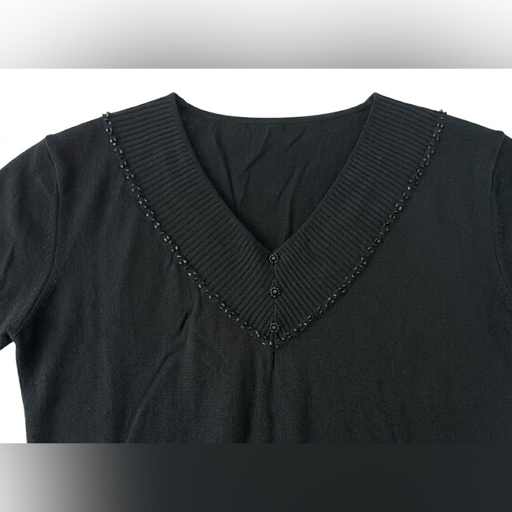 80s/90s Hong Kong Beaded Silk Blend Knit Sweater Top Black V-Neck Refined Grunge - Picture 4 of 5